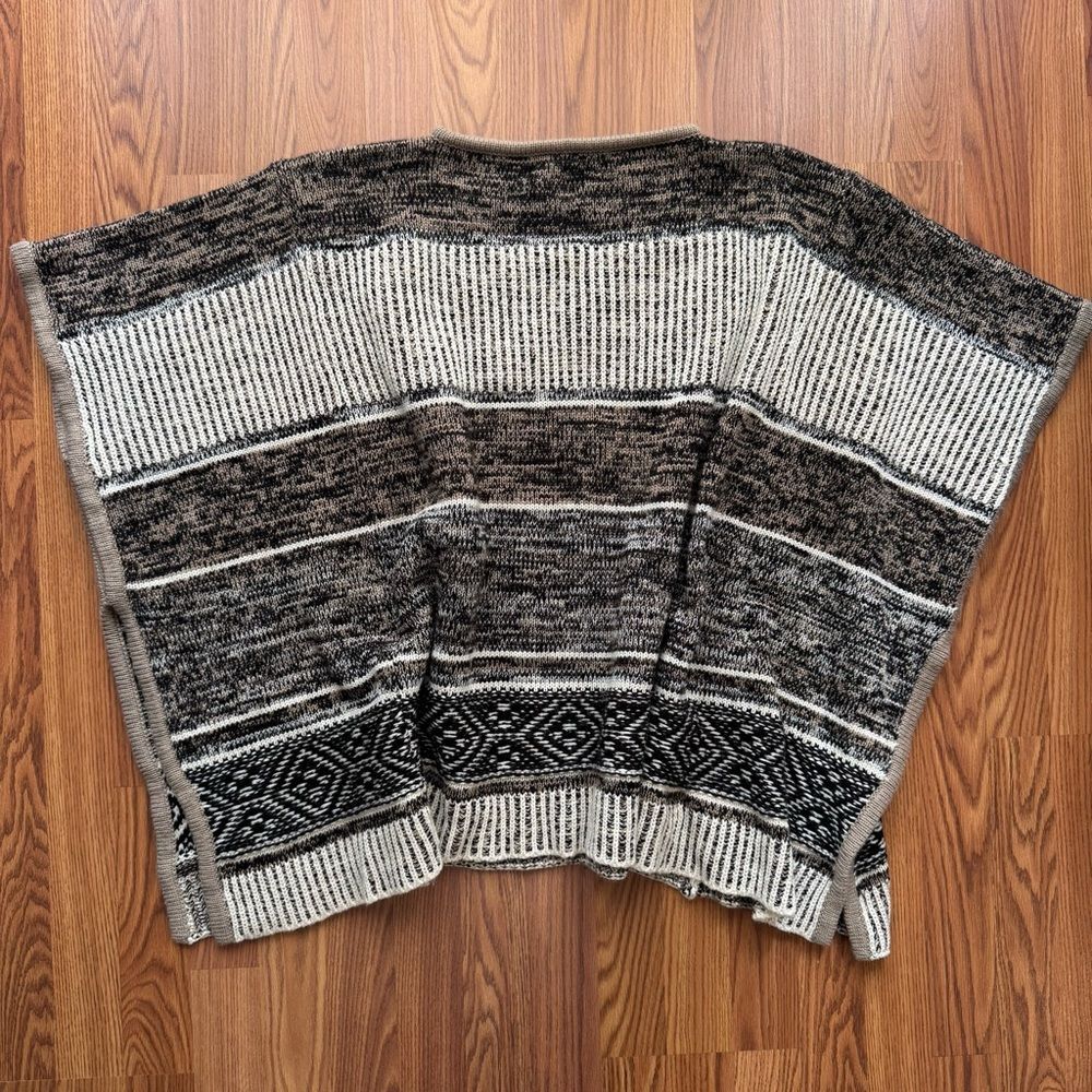 GAP Wool Blend One Size Pullover Poncho